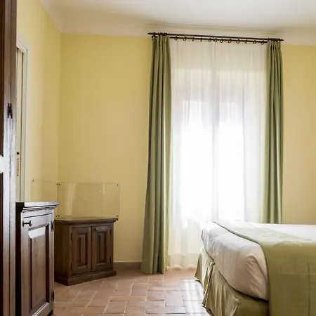 Oste Del Castello Wellness & Bike 4*