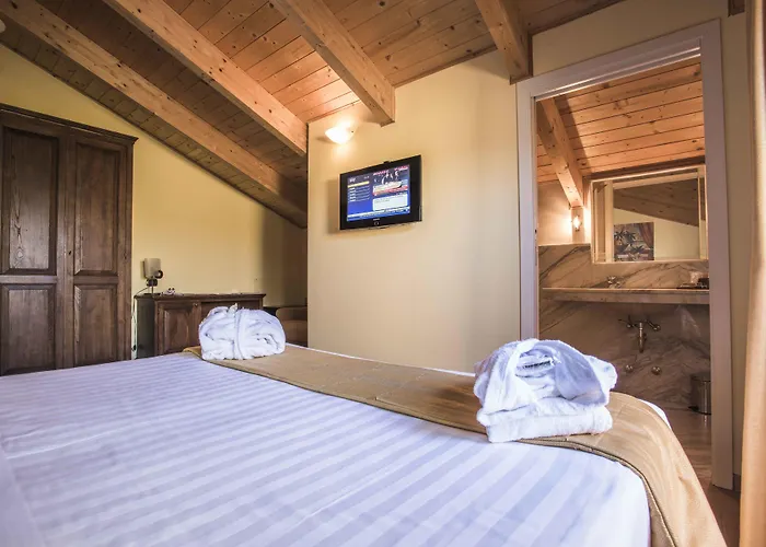 Oste Del Castello Wellness & Bike Hotel 4*