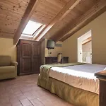 Oste Del Castello Wellness & Bike Hotel