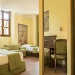 호텔 Oste Del Castello Wellness & Bike 4*
