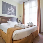 Oste Del Castello Wellness & Bike 호텔 4*