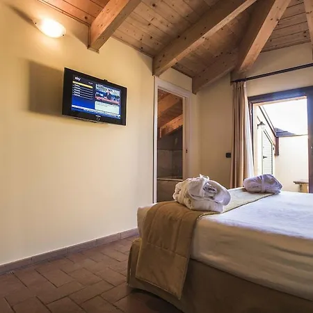 Hotel Oste Del Castello Wellness & Bike 4*