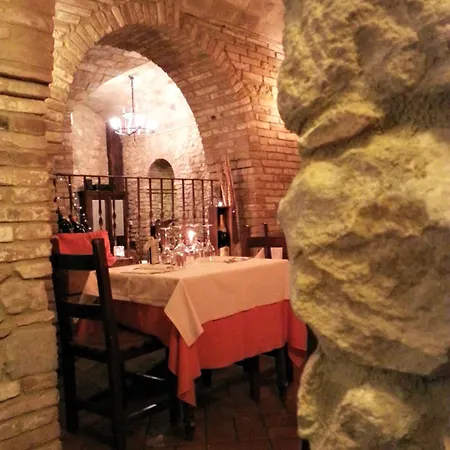 Oste Del Castello Wellness & Bike Hotel 4*