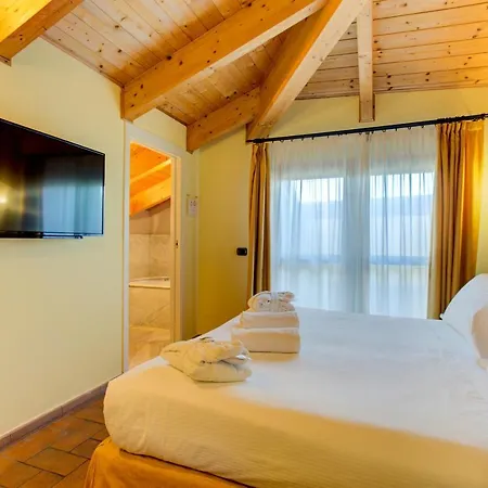 호텔 Oste Del Castello Wellness & Bike 베루치오