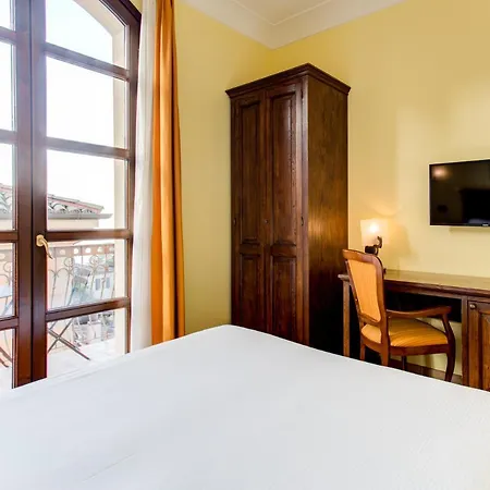 Oste Del Castello Wellness & Bike Szálloda 4*