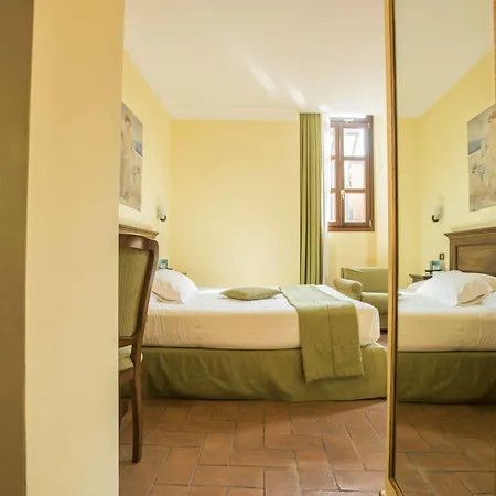 奥斯特德尔堡健身和自行车酒店