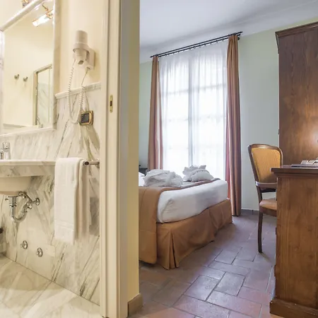 호텔 Oste Del Castello Wellness & Bike 4*