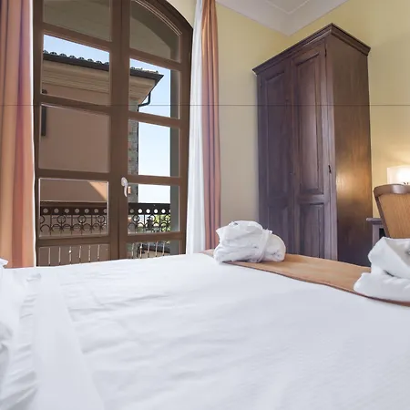 ホテル Oste Del Castello Wellness & Bike 4*