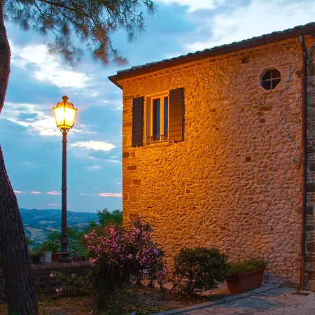 Oste Del Castello Wellness & Bike Hotel 4*