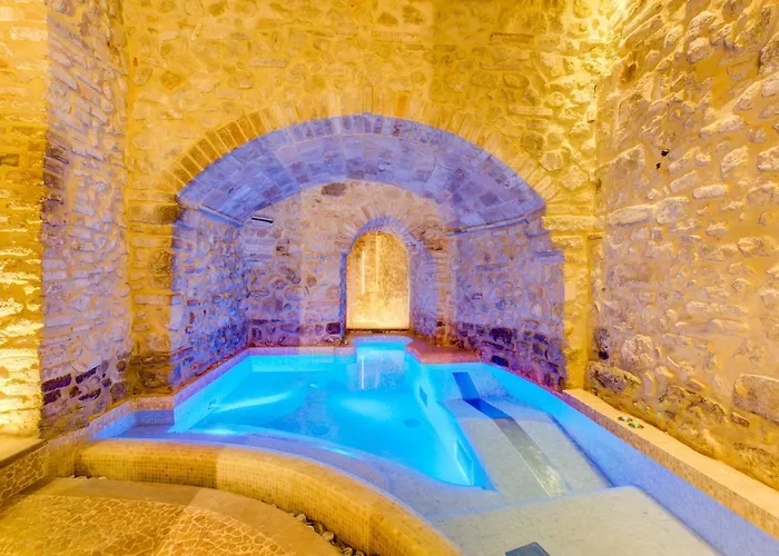 Otel Oste Del Castello Wellness & Bike 4*
