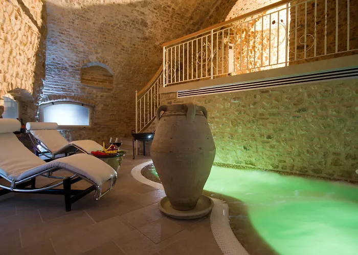 Oste Del Castello Wellness & Bike Hotel 4*