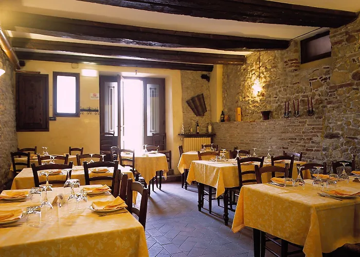 Oste Del Castello Wellness & Bike Hotel 4*