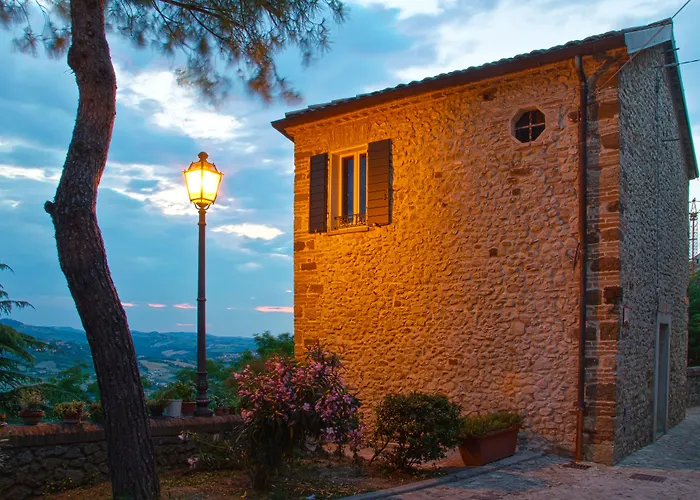 Oste Del Castello Wellness & Bike Hotel 4*